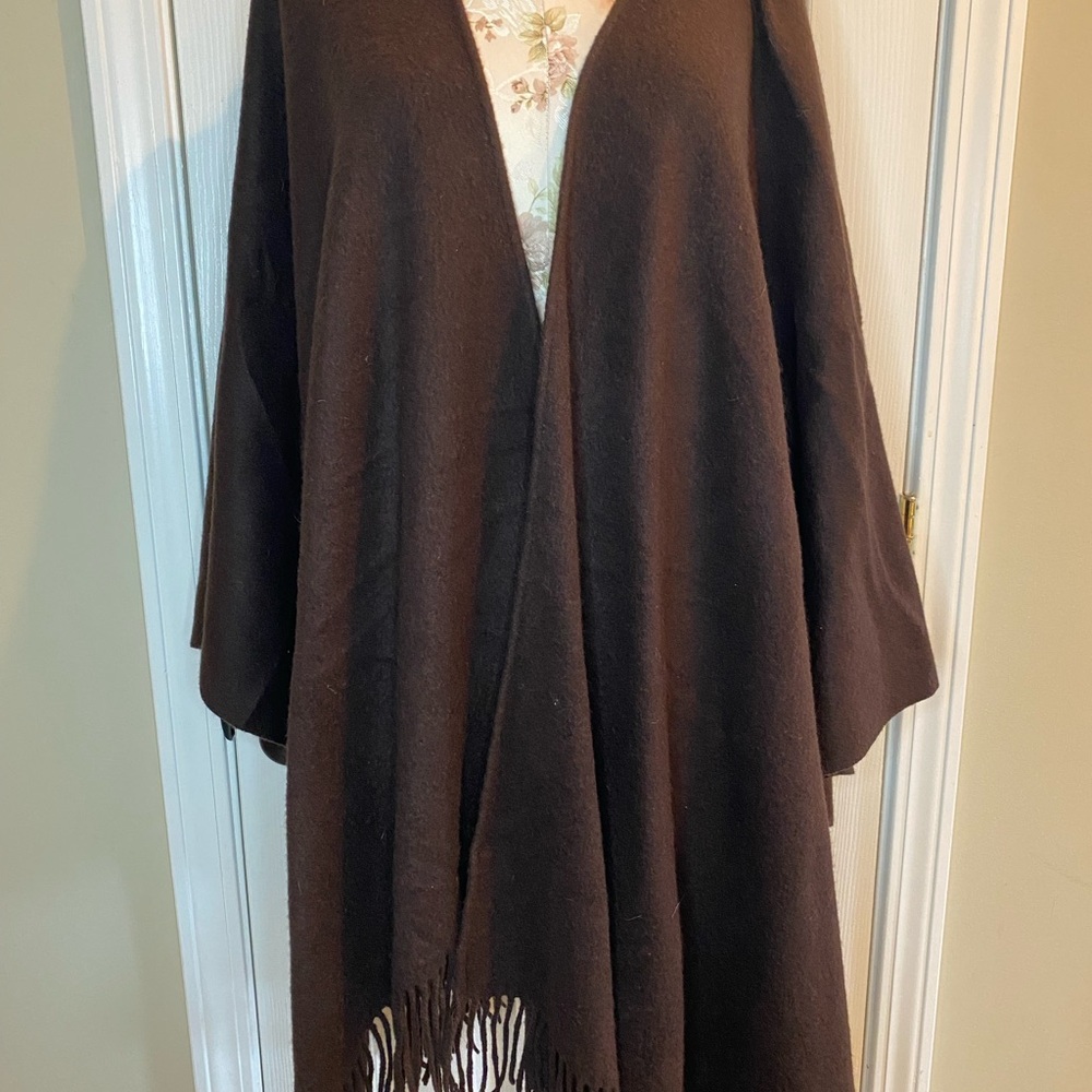 Brown Cashmere Shrug with Relaxed Fit